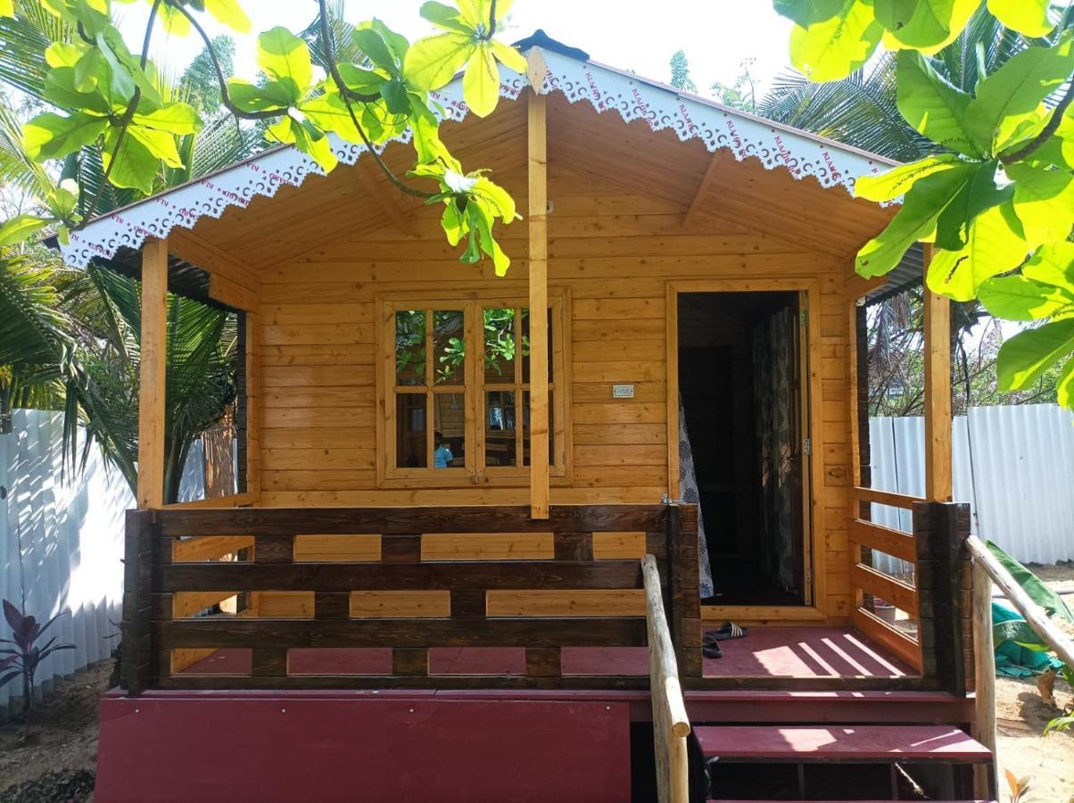 Happy Shack Beach And Wooden Huts Colva Exterior photo
