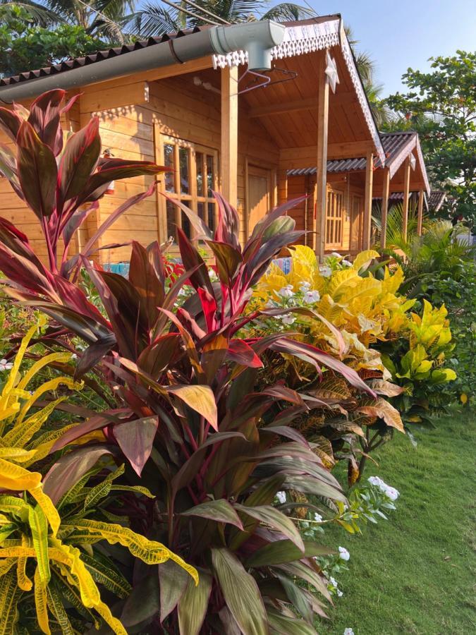Happy Shack Beach And Wooden Huts Colva Exterior photo